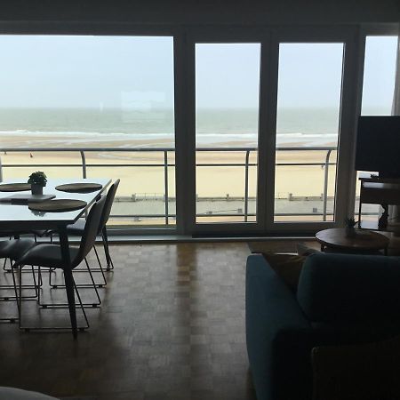 Royal Zeezicht Oostende Apartment Luaran gambar