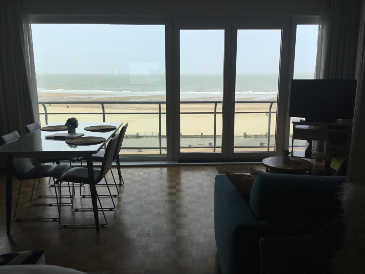 Royal Zeezicht Oostende Apartment Luaran gambar